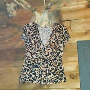 Leopard 🐆 Print, Low Cut Top